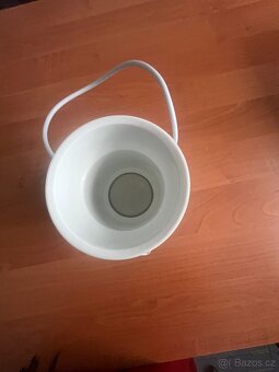 elektrický parní sterilizátor AVENT a ohřívač NUK - 8