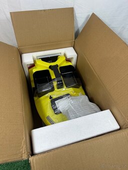 Rybářský člun s GPS a baterie 12000mAh - 8