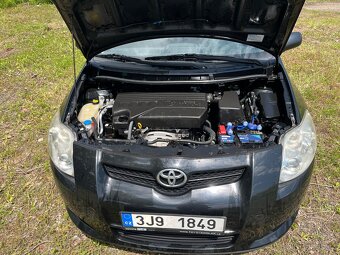 Auris 1.33i - 8