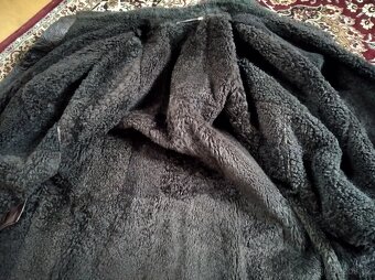 Kožich pro certa - 8