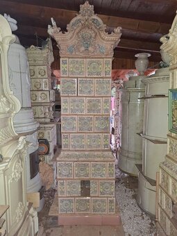 Kachlová kamna starozitná, barevná - 8