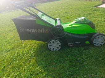 Elektrická sekačka + strunovka, komplet - 8