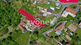 Pozemek Dobrkovice - centrum obce, pěkná a klidná lokalita - 8