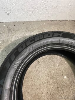 Zimní pneu 185/60 r15 - 8
