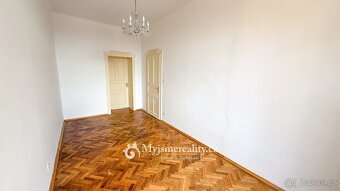 Pronájem byty 3+1, 99 m2 - Znojmo, náměstí Republiky - 8