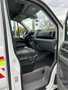 VW Crafter - 2.0 TDI Sanitní vůz 4x4 - 8