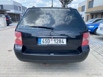 VW Passat combi 1.6i, 75 kW, 2004, klima, ALU R16, tažné - 8