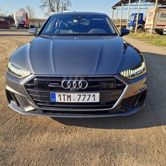 AUDI A7 - 8