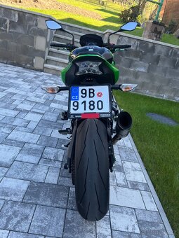 Kawasaki Z900 - 8