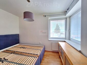 Pronájem bytu 4+kk + sklep 78 m2 + garážové stání cihla Pra - 8