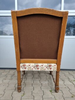 Starožitné křeslo - 8