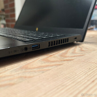 Acer Nitro V15 RTX 4050 - 8