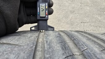 Letní pneu 245/35/19 Michelin - 8