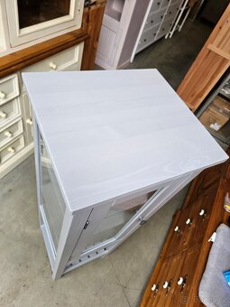 SKŘÍŇKA - VITRÍNA IKEA HEMNES - 8