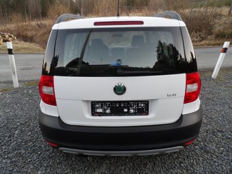 Škoda Yeti 1.2 TSI 77 KW 1.Majitel,Klima,R.V.2012 Bez Koroze - 8