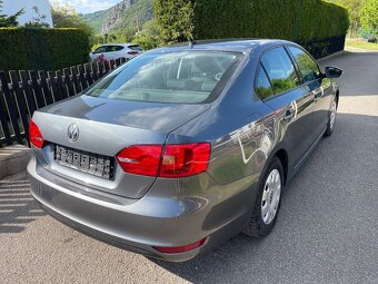 Volkswagen Jetta 1,2 TSi 77kW COMFORTLINE - 8