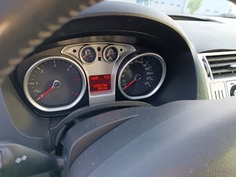Ford Kuga 2,0TDci Titanium S, 4x4, 103 kW - 8