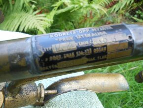 RUČNÍ  ZAHRADNÍ  POSTŘIKOVAČ - 8