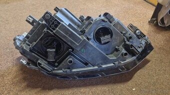 Leve predni svetlo vw touran III 5tb941081d - 8