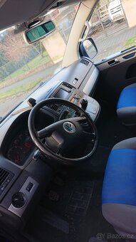 Volkswagen Multivan T5 2.5 tdi s variabilní lůžkovou úpravou - 8