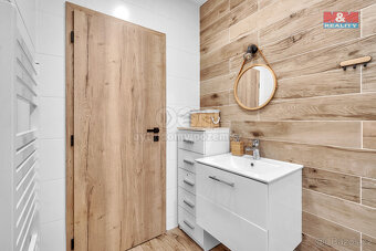 Prodej rodinného domu, 176 m², Chrudim - 8