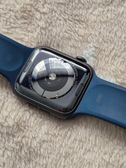 Apple Watch 5 44mm - 8