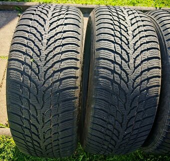 Nokian Tyres WR Snowproof 215/55 R17 98H - 8