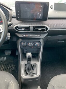 DACIA SANDERO TCe 90 CVT - 8
