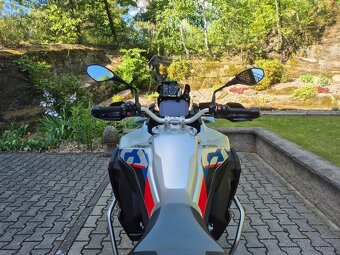 BMW F 900 GS Adventure - TOP ZÁNOVNÍ STAV 2600 KM 369.000,- - 8