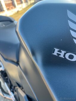 Honda CBR500R - 8