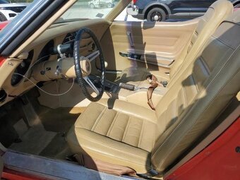 Chevrolet Corvette C3 CABRIO - 8