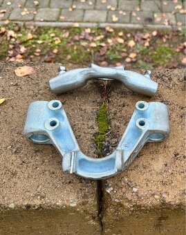 Jawa perak, Ogar 350 - podkova a držák - 8