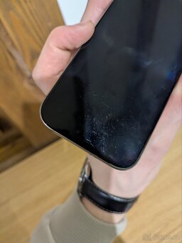 iPhone 16pro/128GB Gold - 8