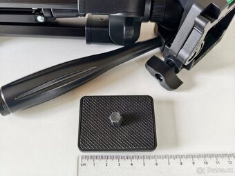 Stativ D-50 Black 30 - 64 cm - 8