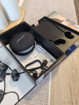 BOSE SoundSport Wireless - 8