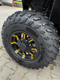 Kola Can-am r12 - 8