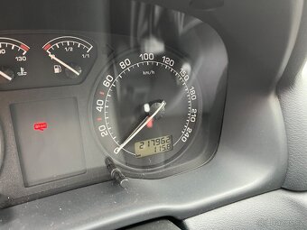 Škoda Octavia 1.6 - 8