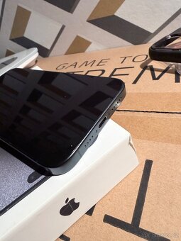 Apple iPhone 15 pro max 1TB - 8