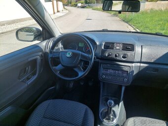 Škoda Fabia II facelift 1.2 TDI velmi pěkný stav - 8