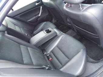 HONDA ACCORD 2,2iCTDi NAFTA 103 KW ZA 59000 KČ - 8