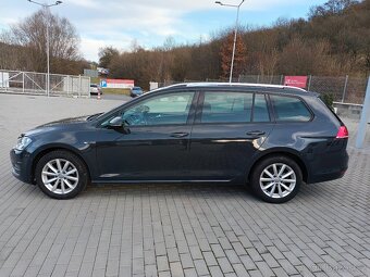 Volkswagen Golf 1,6 TDI,81KW,SERVIS,NAVI,TAŽNÉ - 8