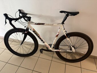 Gravel - Cyklokrosové kolo STEVENS váha 6,8kg - 8