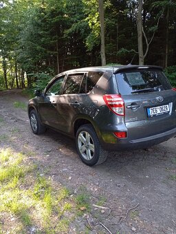 Prodam Toyota rav4 - 8
