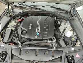 BMW díly z vozu F11 Facelift 530d 5er 2015 190kw - 8