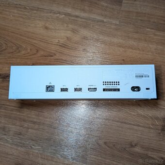 Xbox Series S 512GB + 2x ovládač - 8