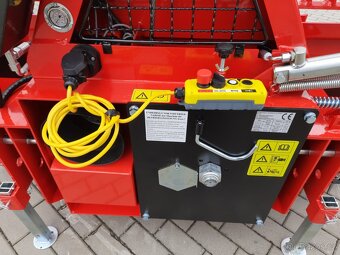 Naviják do probírek i za malotraktory, síla 4,2t - 8