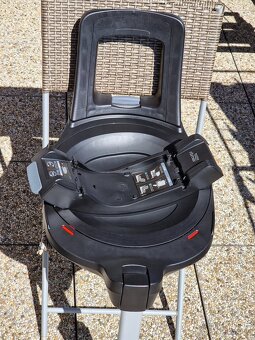 Britax romer set (vajíčko + základna + pokračovací sedačka) - 8
