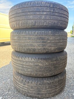 Letní pneu 225/60r17 - 8