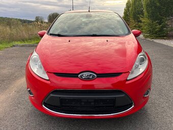 Ford Fiesta 5 dveř 1.25 benzín,2010,Klimatronic, 2 sady kol - 8