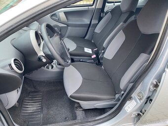 Peugeot 107 1.0i - 8